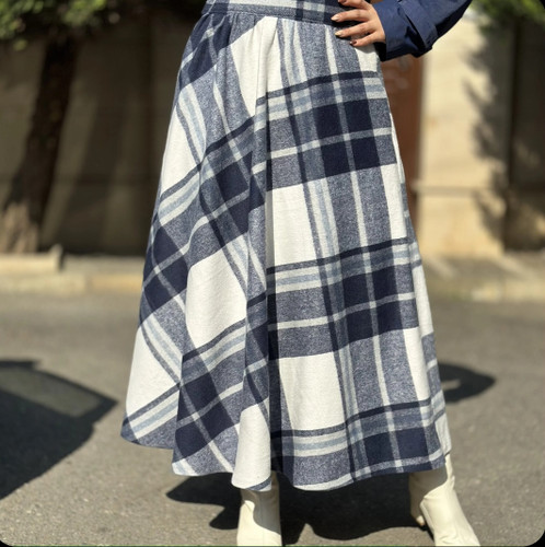 دامن چهار خونه پشمی نیم کلوش قد بلند